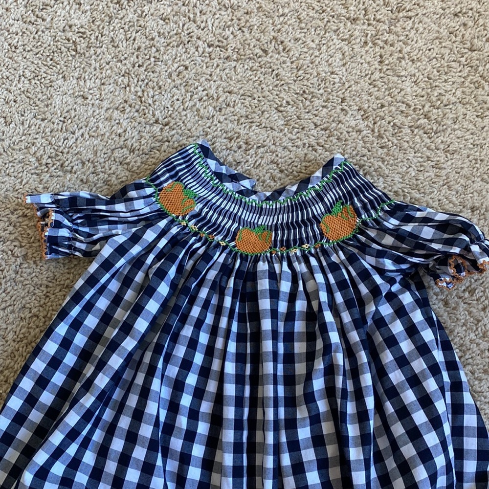 Stitchy gosh smocked pumpkin king all, short sleeve - Picture 2 of 4
